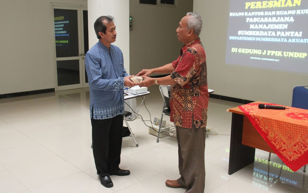 Peresmian Ruang Kantor dan Ruang Kuliah Pascasarjana Manajemen Sumberdaya Pantai Di Gedung J